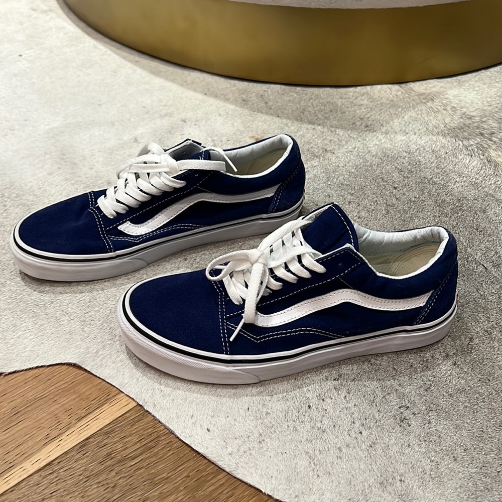 Vans mens ward men’s 8.5/ women’s 10